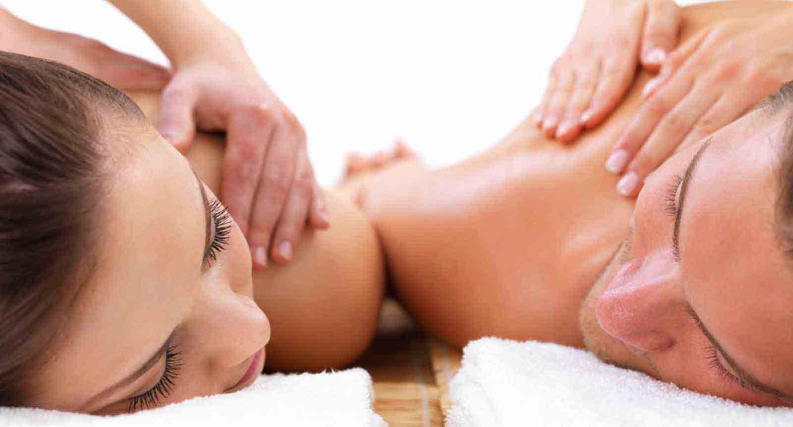 Cristobal's Massage couples massage treatmentt